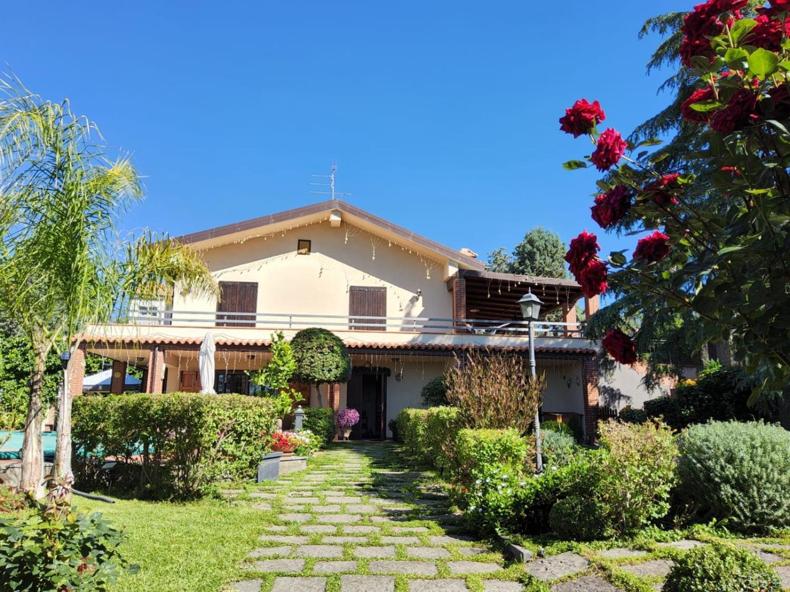 Villa Con Piscina Villa Scott Del Bernese Nicolosi Exterior foto