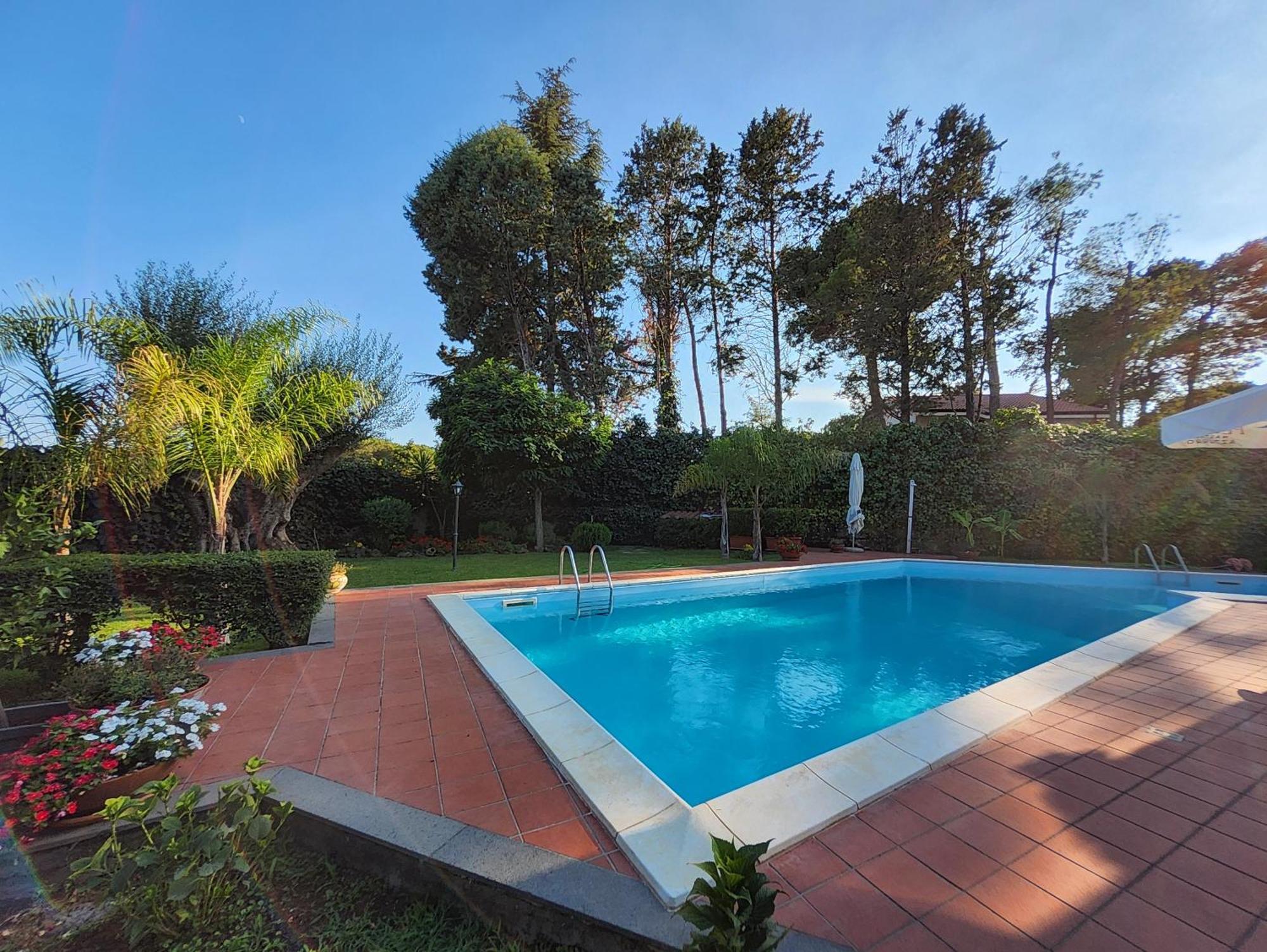 Villa Con Piscina Villa Scott Del Bernese Nicolosi Exterior foto